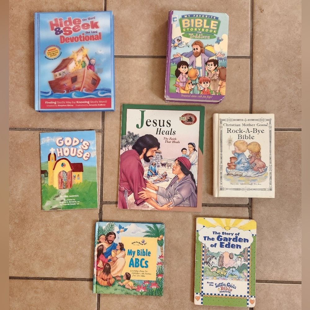 Lot of 8 Children Bible Books